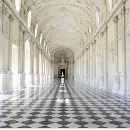 公寓 Il Sole Sulla Reggia